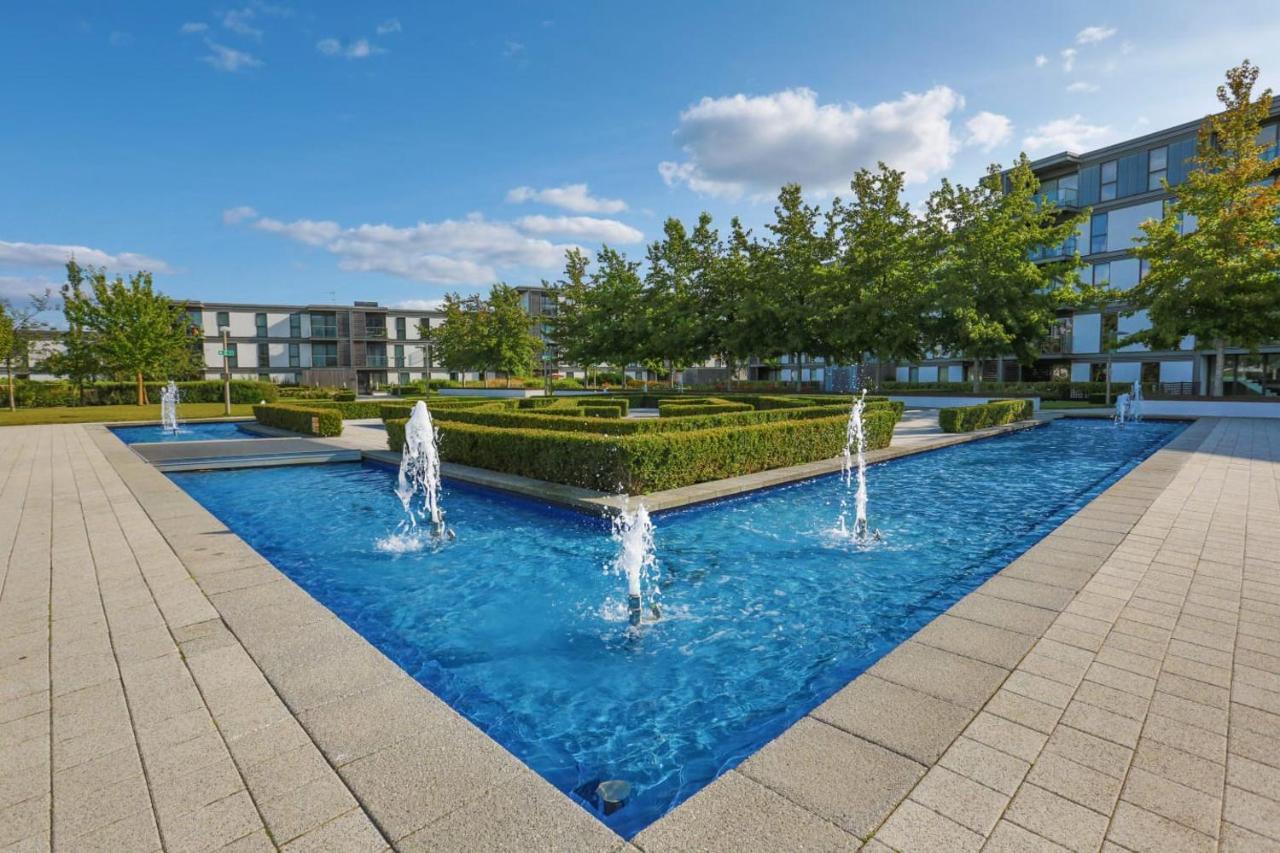 Istay Apartments At Vizion - Fully Equipped Modern Serviced Apartments With Balconies, Superfast Broadband, Free Allocated Parking Space, 24H Security, Rooftop Gardens, Located In Central Mk Milton Keynes Exterior photo