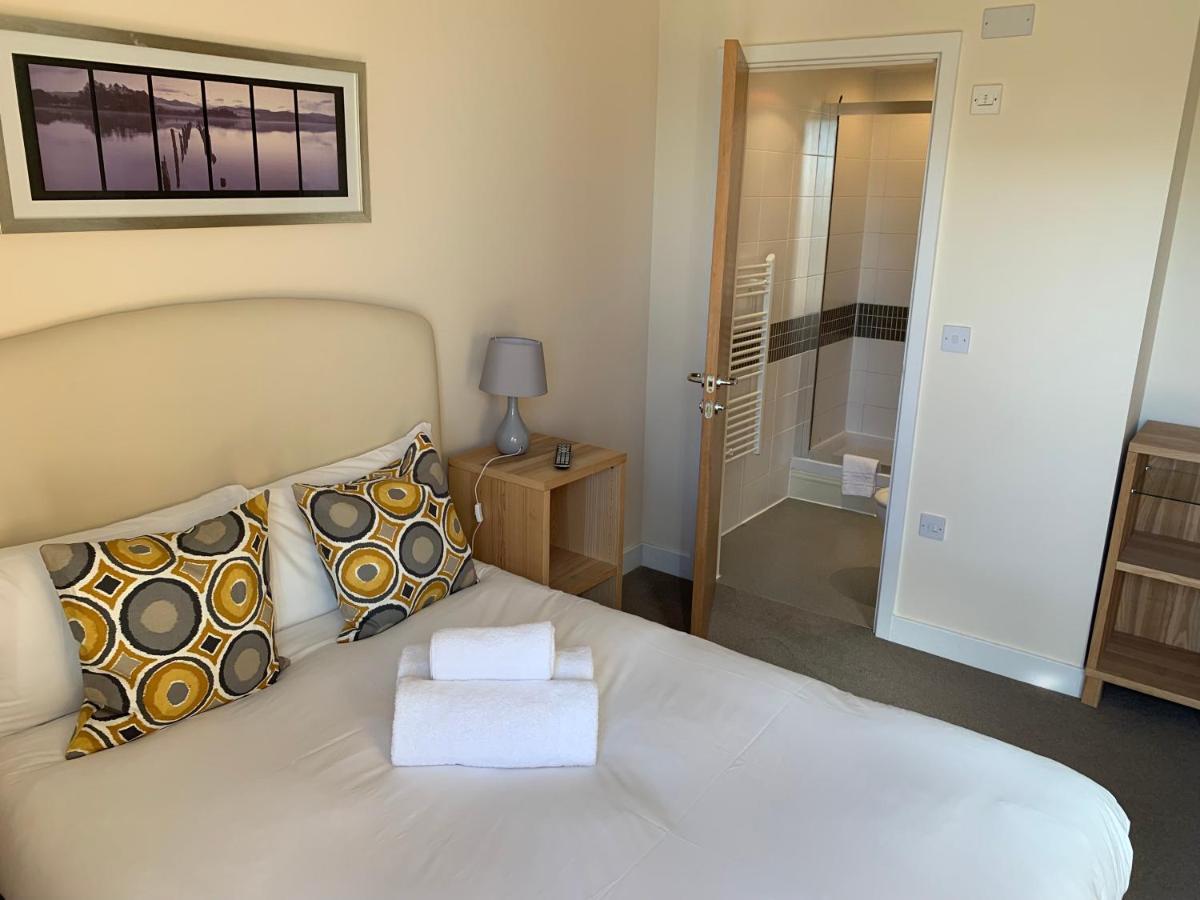 Istay Apartments At Vizion - Fully Equipped Modern Serviced Apartments With Balconies, Superfast Broadband, Free Allocated Parking Space, 24H Security, Rooftop Gardens, Located In Central Mk Milton Keynes Exterior photo